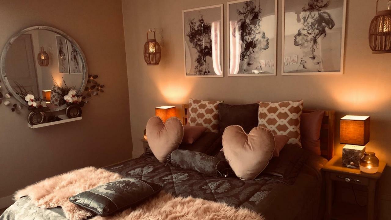 Bienvenue Au Petit Bonheur Apartment Онфльор Екстериор снимка