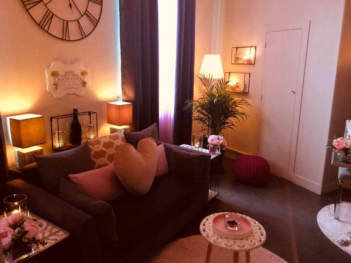 Bienvenue Au Petit Bonheur Apartment Онфльор Екстериор снимка
